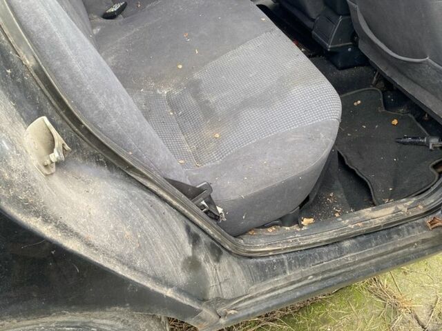 Черный ВАЗ 2170 Priora, объемом двигателя 1.6 л и пробегом 149 тыс. км за 900 $, фото 8 на Automoto.ua