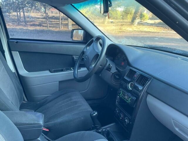 Черный ВАЗ 2170 Priora, объемом двигателя 1.6 л и пробегом 3 тыс. км за 1090 $, фото 7 на Automoto.ua