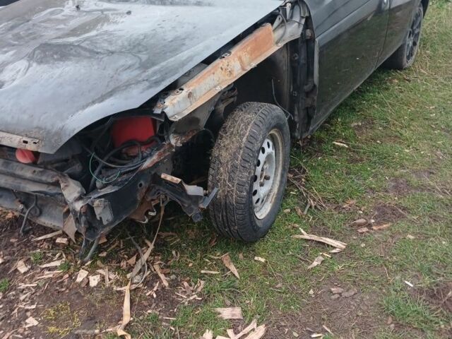 Чорний ВАЗ 2170 Priora, об'ємом двигуна 1.6 л та пробігом 140 тис. км за 1250 $, фото 2 на Automoto.ua