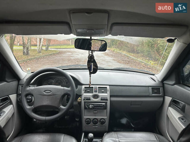 Чорний ВАЗ 2170 Priora, об'ємом двигуна 1.6 л та пробігом 134 тис. км за 3290 $, фото 15 на Automoto.ua