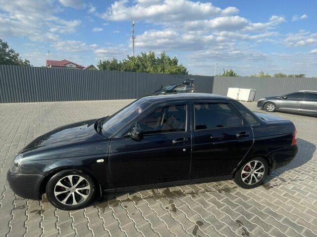 Черный ВАЗ 2170 Priora, объемом двигателя 1.6 л и пробегом 295 тыс. км за 2700 $, фото 1 на Automoto.ua