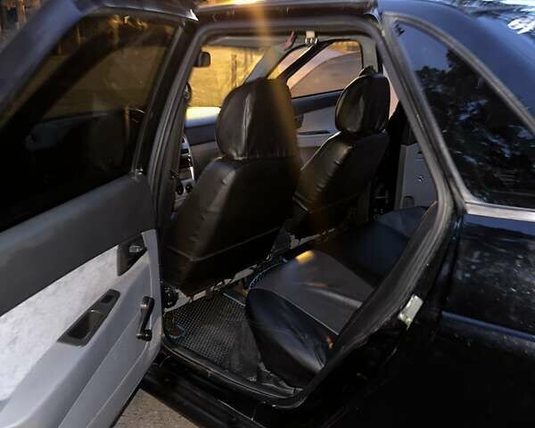 Чорний ВАЗ 2170 Priora, об'ємом двигуна 1.6 л та пробігом 240 тис. км за 2522 $, фото 9 на Automoto.ua