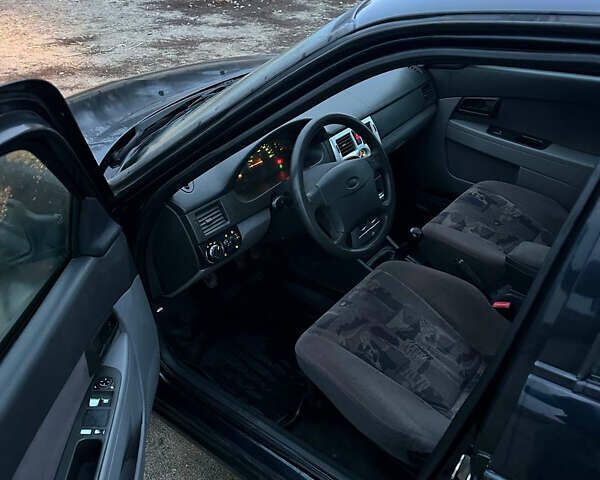 Чорний ВАЗ 2170 Priora, об'ємом двигуна 1.6 л та пробігом 232 тис. км за 2499 $, фото 7 на Automoto.ua