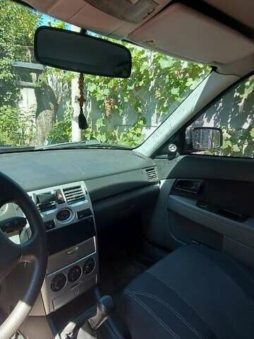 Черный ВАЗ 2170 Priora, объемом двигателя 1.6 л и пробегом 110 тыс. км за 3200 $, фото 4 на Automoto.ua