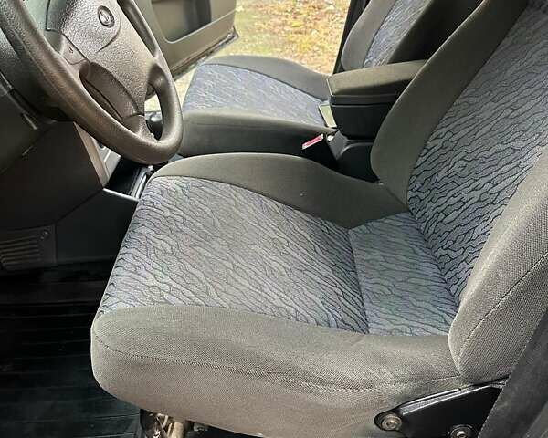 Черный ВАЗ 2170 Priora, объемом двигателя 1.6 л и пробегом 85 тыс. км за 2799 $, фото 17 на Automoto.ua