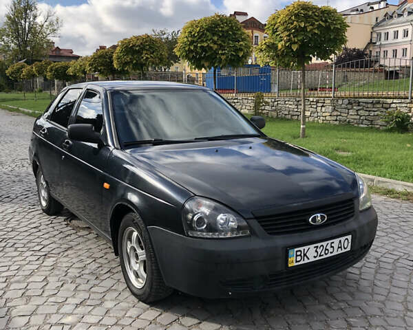 Черный ВАЗ 2170 Priora, объемом двигателя 1.6 л и пробегом 156 тыс. км за 2300 $, фото 1 на Automoto.ua