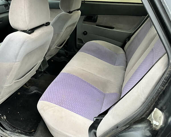 Черный ВАЗ 2170 Priora, объемом двигателя 1.6 л и пробегом 190 тыс. км за 2300 $, фото 7 на Automoto.ua