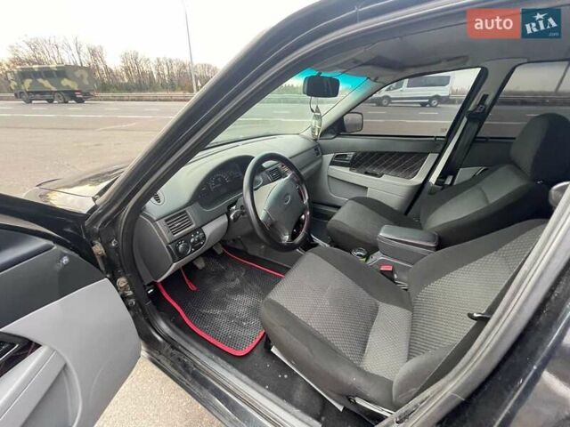 Черный ВАЗ 2170 Priora, объемом двигателя 1.6 л и пробегом 210 тыс. км за 3500 $, фото 6 на Automoto.ua