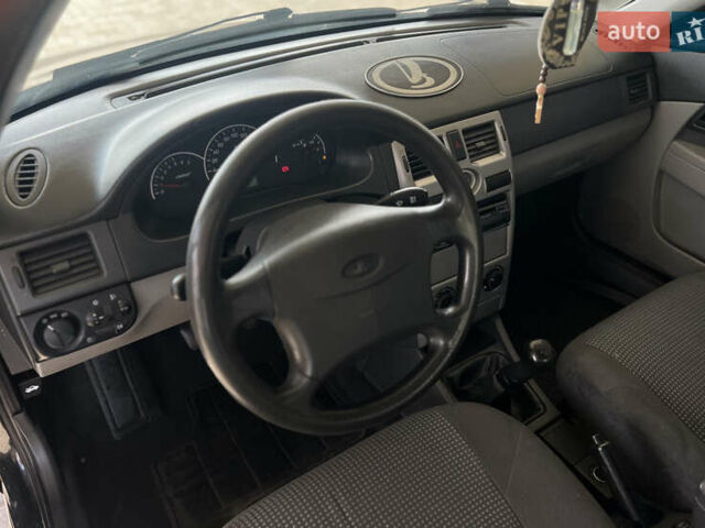 Черный ВАЗ 2170 Priora, объемом двигателя 1.6 л и пробегом 176 тыс. км за 3799 $, фото 10 на Automoto.ua