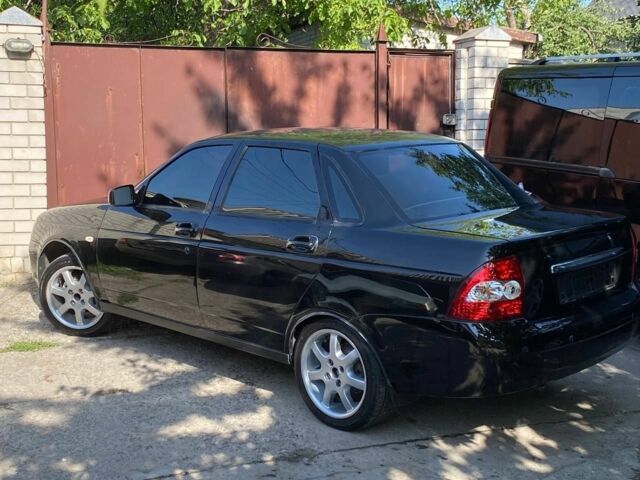 Черный ВАЗ 2170 Priora, объемом двигателя 1.6 л и пробегом 180 тыс. км за 2900 $, фото 3 на Automoto.ua