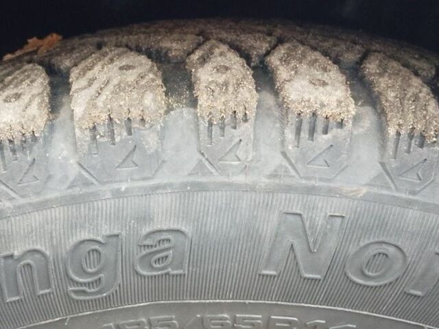 Черный ВАЗ 2170 Priora, объемом двигателя 1.6 л и пробегом 121 тыс. км за 3200 $, фото 7 на Automoto.ua