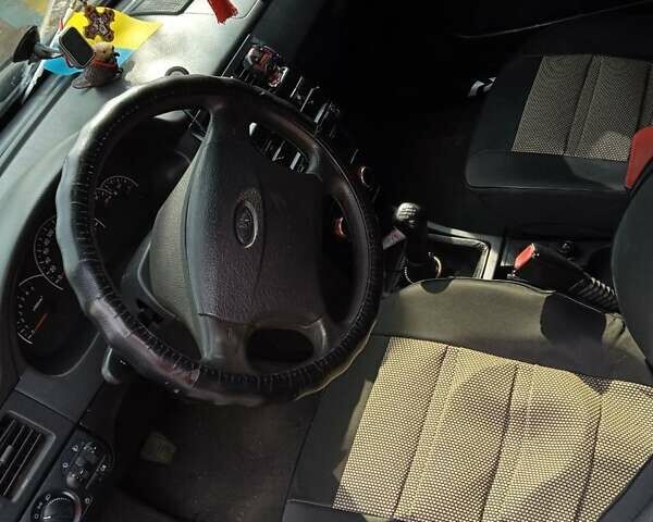 Черный ВАЗ 2170 Priora, объемом двигателя 1.6 л и пробегом 258 тыс. км за 1850 $, фото 5 на Automoto.ua