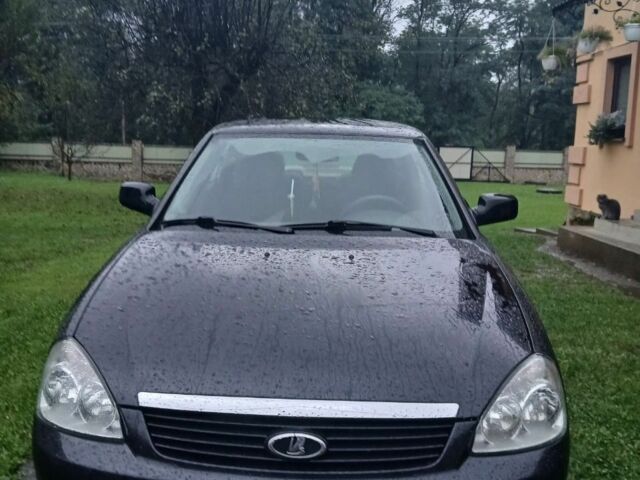 Черный ВАЗ 2170 Priora, объемом двигателя 1.6 л и пробегом 127 тыс. км за 2000 $, фото 2 на Automoto.ua