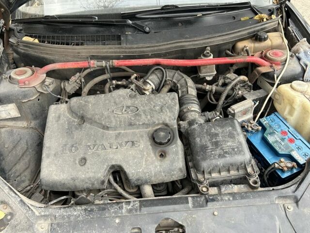 Черный ВАЗ 2170 Priora, объемом двигателя 1.6 л и пробегом 200 тыс. км за 900 $, фото 4 на Automoto.ua