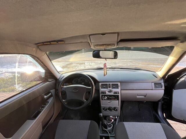 Черный ВАЗ 2170 Priora, объемом двигателя 1.6 л и пробегом 326 тыс. км за 2500 $, фото 11 на Automoto.ua