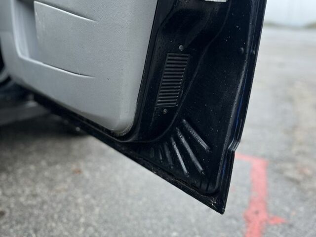 Черный ВАЗ 2170 Priora, объемом двигателя 1.6 л и пробегом 155 тыс. км за 2600 $, фото 11 на Automoto.ua