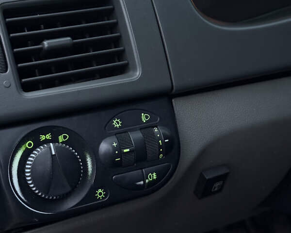 Черный ВАЗ 2170 Priora, объемом двигателя 1.6 л и пробегом 190 тыс. км за 3100 $, фото 16 на Automoto.ua