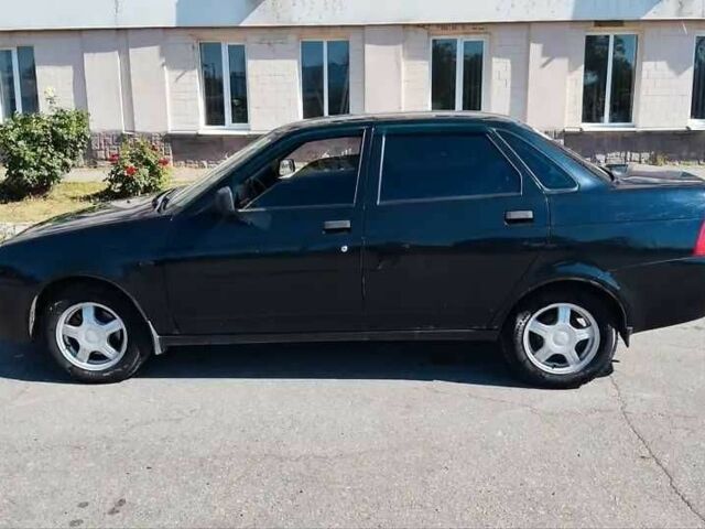 Черный ВАЗ 2170 Priora, объемом двигателя 1.6 л и пробегом 280 тыс. км за 938 $, фото 1 на Automoto.ua