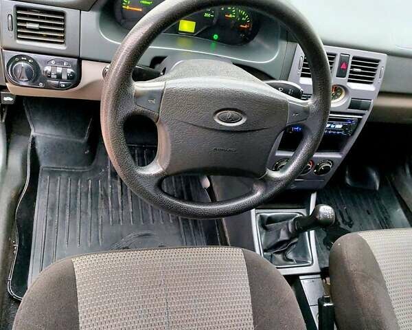 Черный ВАЗ 2170 Priora, объемом двигателя 1.6 л и пробегом 157 тыс. км за 2700 $, фото 20 на Automoto.ua