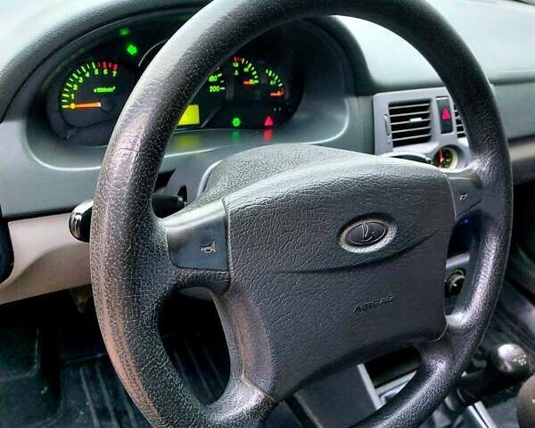 Черный ВАЗ 2170 Priora, объемом двигателя 1.6 л и пробегом 157 тыс. км за 2700 $, фото 19 на Automoto.ua