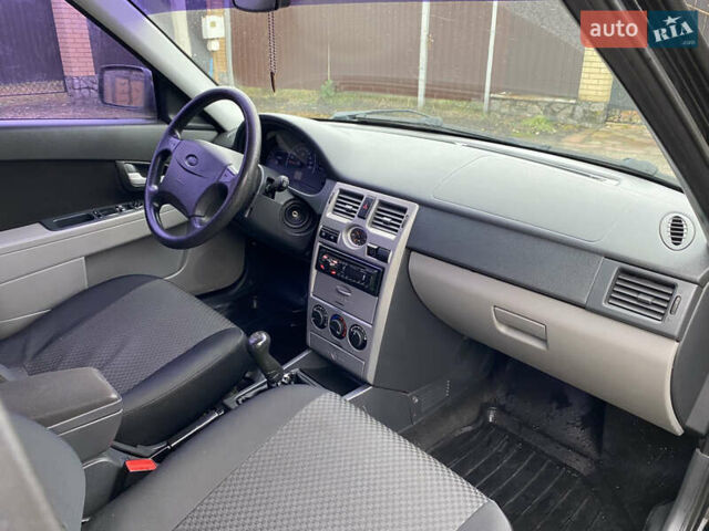 Черный ВАЗ 2170 Priora, объемом двигателя 1.6 л и пробегом 159 тыс. км за 3000 $, фото 8 на Automoto.ua