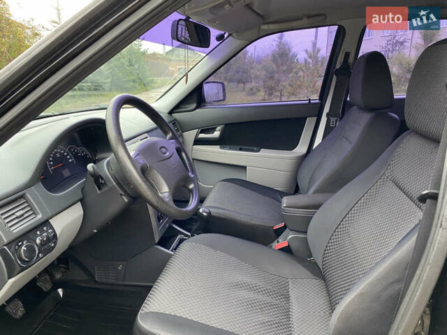 Черный ВАЗ 2170 Priora, объемом двигателя 1.6 л и пробегом 159 тыс. км за 3000 $, фото 15 на Automoto.ua