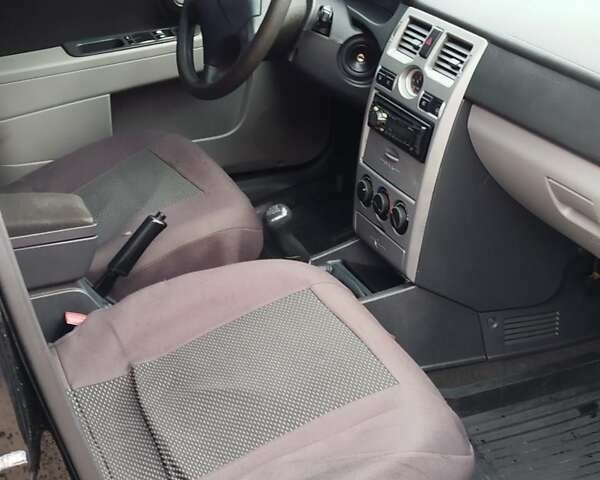 Чорний ВАЗ 2170 Priora, об'ємом двигуна 1.6 л та пробігом 172 тис. км за 3800 $, фото 1 на Automoto.ua