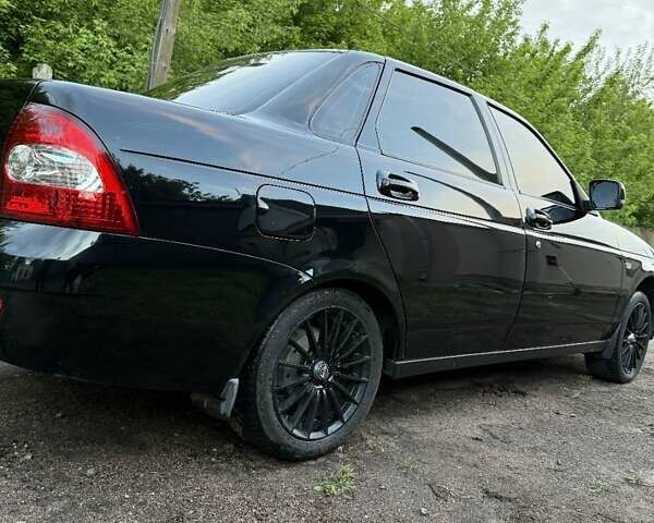 Черный ВАЗ 2170 Priora, объемом двигателя 1.6 л и пробегом 165 тыс. км за 4300 $, фото 5 на Automoto.ua