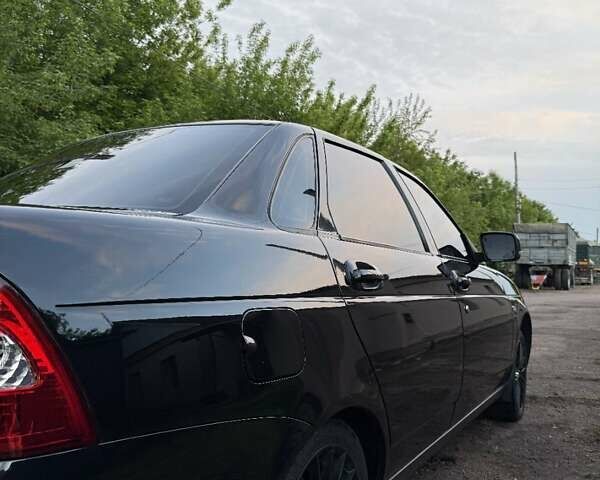 Черный ВАЗ 2170 Priora, объемом двигателя 1.6 л и пробегом 165 тыс. км за 4300 $, фото 4 на Automoto.ua