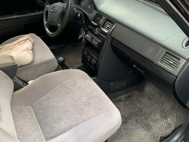 Фіолетовий ВАЗ 2170 Priora, об'ємом двигуна 1.6 л та пробігом 250 тис. км за 2000 $, фото 5 на Automoto.ua