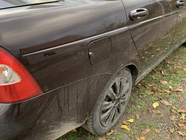 Фіолетовий ВАЗ 2170 Priora, об'ємом двигуна 1.6 л та пробігом 250 тис. км за 2000 $, фото 3 на Automoto.ua