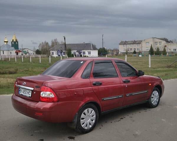 Красный ВАЗ 2170 Priora, объемом двигателя 1.6 л и пробегом 130 тыс. км за 2000 $, фото 2 на Automoto.ua
