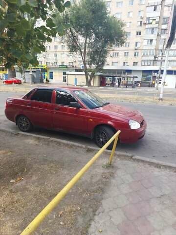 Красный ВАЗ 2170 Priora, объемом двигателя 1.6 л и пробегом 77 тыс. км за 2424 $, фото 4 на Automoto.ua