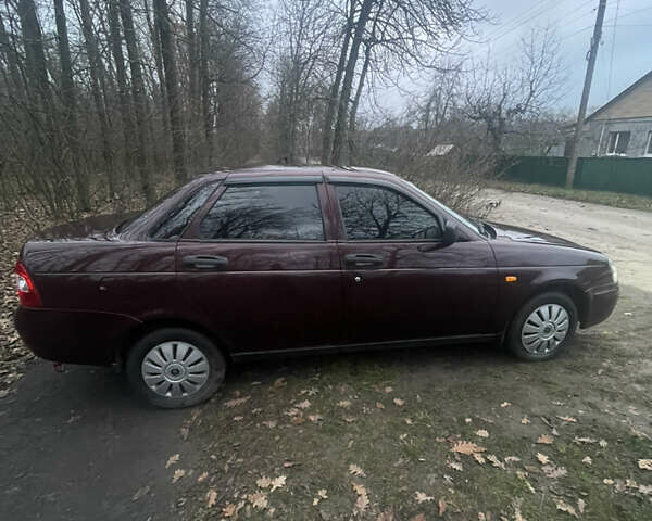 Красный ВАЗ 2170 Priora, объемом двигателя 1.6 л и пробегом 237 тыс. км за 2600 $, фото 3 на Automoto.ua