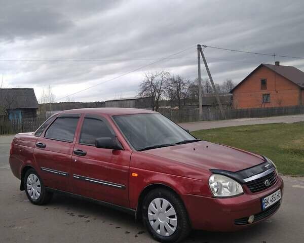 Красный ВАЗ 2170 Priora, объемом двигателя 1.6 л и пробегом 130 тыс. км за 2000 $, фото 1 на Automoto.ua
