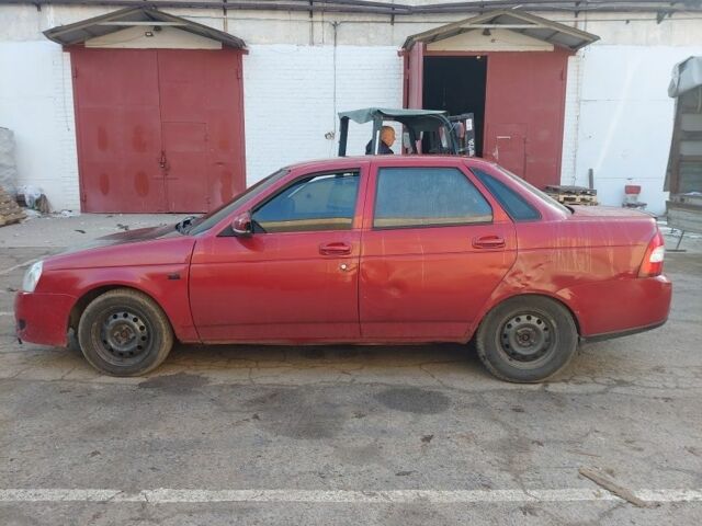 Червоний ВАЗ 2170 Priora, об'ємом двигуна 1.6 л та пробігом 342 тис. км за 1400 $, фото 3 на Automoto.ua