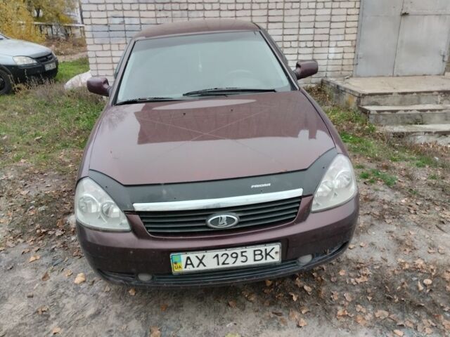 Красный ВАЗ 2170 Priora, объемом двигателя 1.6 л и пробегом 172 тыс. км за 1549 $, фото 1 на Automoto.ua