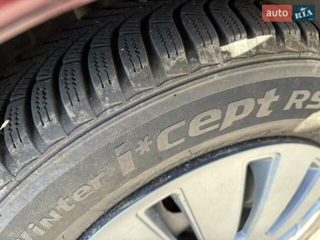 Красный ВАЗ 2170 Priora, объемом двигателя 1.6 л и пробегом 146 тыс. км за 1850 $, фото 7 на Automoto.ua