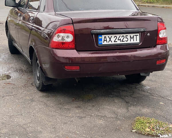 Красный ВАЗ 2170 Priora, объемом двигателя 1.6 л и пробегом 185 тыс. км за 2050 $, фото 17 на Automoto.ua