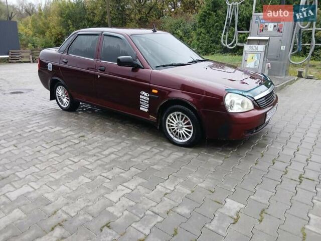 Червоний ВАЗ 2170 Priora, об'ємом двигуна 1.6 л та пробігом 139 тис. км за 1750 $, фото 10 на Automoto.ua