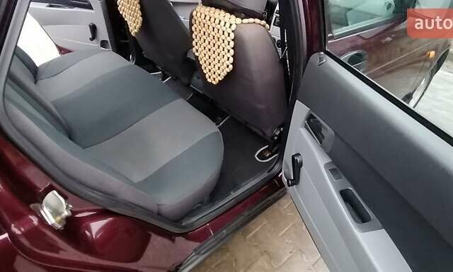 Червоний ВАЗ 2170 Priora, об'ємом двигуна 1.6 л та пробігом 172 тис. км за 3200 $, фото 14 на Automoto.ua