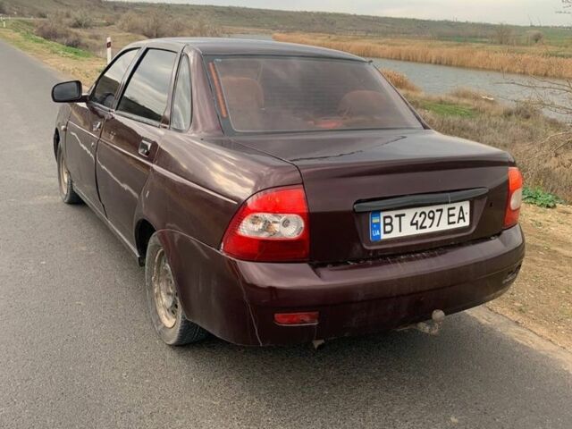 Красный ВАЗ 2170 Priora, объемом двигателя 1.6 л и пробегом 3 тыс. км за 1776 $, фото 2 на Automoto.ua