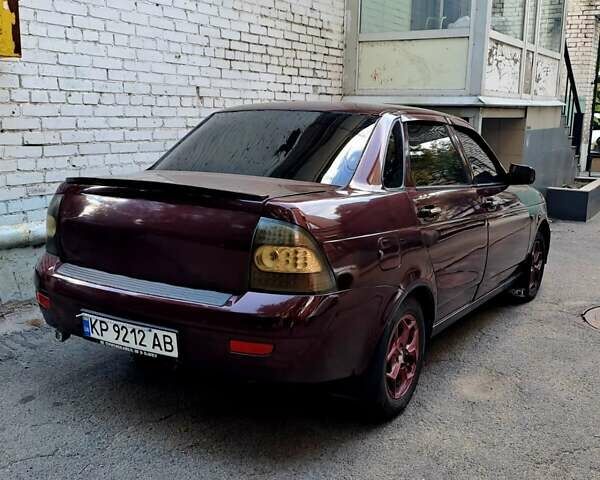 Червоний ВАЗ 2170 Priora, об'ємом двигуна 1.6 л та пробігом 156 тис. км за 3050 $, фото 6 на Automoto.ua