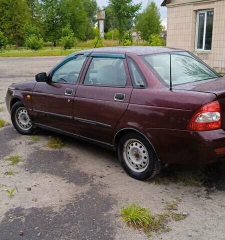 Красный ВАЗ 2170 Priora, объемом двигателя 1.6 л и пробегом 238 тыс. км за 1430 $, фото 6 на Automoto.ua