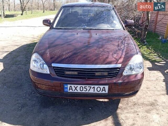 Красный ВАЗ 2170 Priora, объемом двигателя 1.6 л и пробегом 205 тыс. км за 2230 $, фото 11 на Automoto.ua