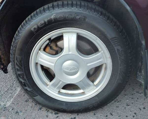 Красный ВАЗ 2170 Priora, объемом двигателя 1.6 л и пробегом 135 тыс. км за 3000 $, фото 4 на Automoto.ua
