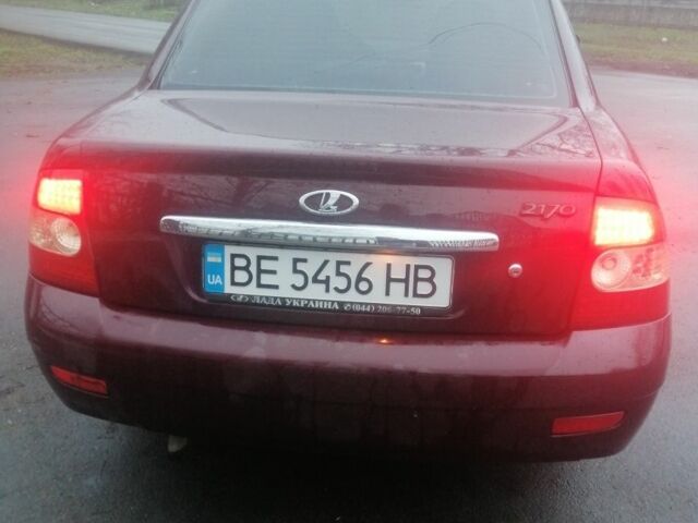 Красный ВАЗ 2170 Priora, объемом двигателя 1.6 л и пробегом 204 тыс. км за 1750 $, фото 5 на Automoto.ua