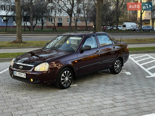 Червоний ВАЗ 2170 Priora, об'ємом двигуна 1.6 л та пробігом 200 тис. км за 2650 $, фото 8 на Automoto.ua