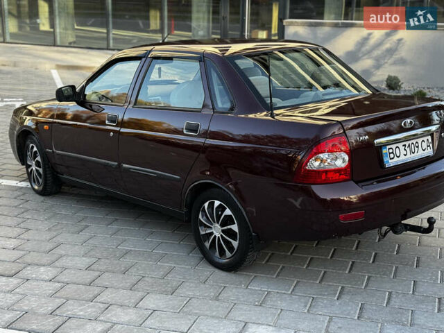 Червоний ВАЗ 2170 Priora, об'ємом двигуна 1.6 л та пробігом 200 тис. км за 2650 $, фото 1 на Automoto.ua