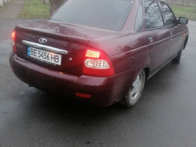 Красный ВАЗ 2170 Priora, объемом двигателя 1.6 л и пробегом 204 тыс. км за 1750 $, фото 3 на Automoto.ua